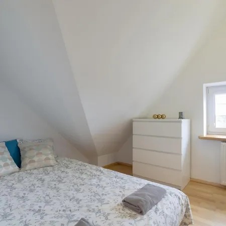 Nocleg Przy Hipodromie Apartment